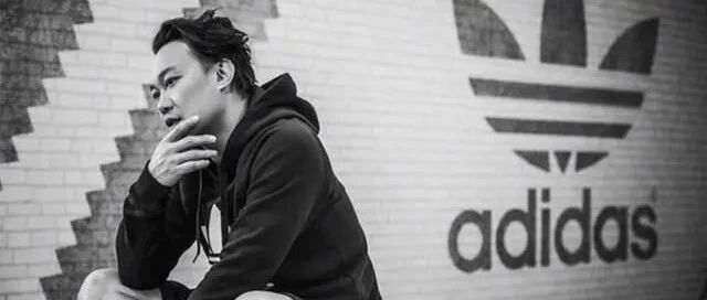 【跑向2022】阿迪达斯，中国人还爱不爱它？