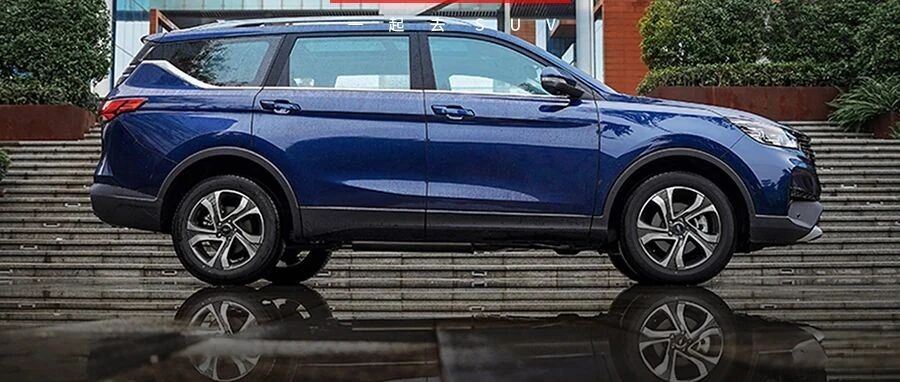 别再说7座SUV太贵买不起了!这几款国产车又大又接地气，最低5万就能买!