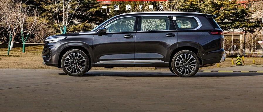 轴距2900mm，配2.0T+四驱！全新大7座SUV超霸气，十多万就能买！