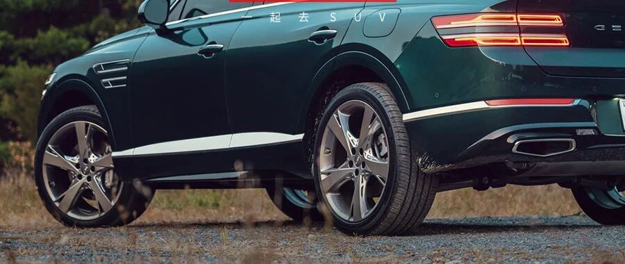 2.5T+8AT，原装进口，设计、用料豪华至极，不想买BBA就看它！