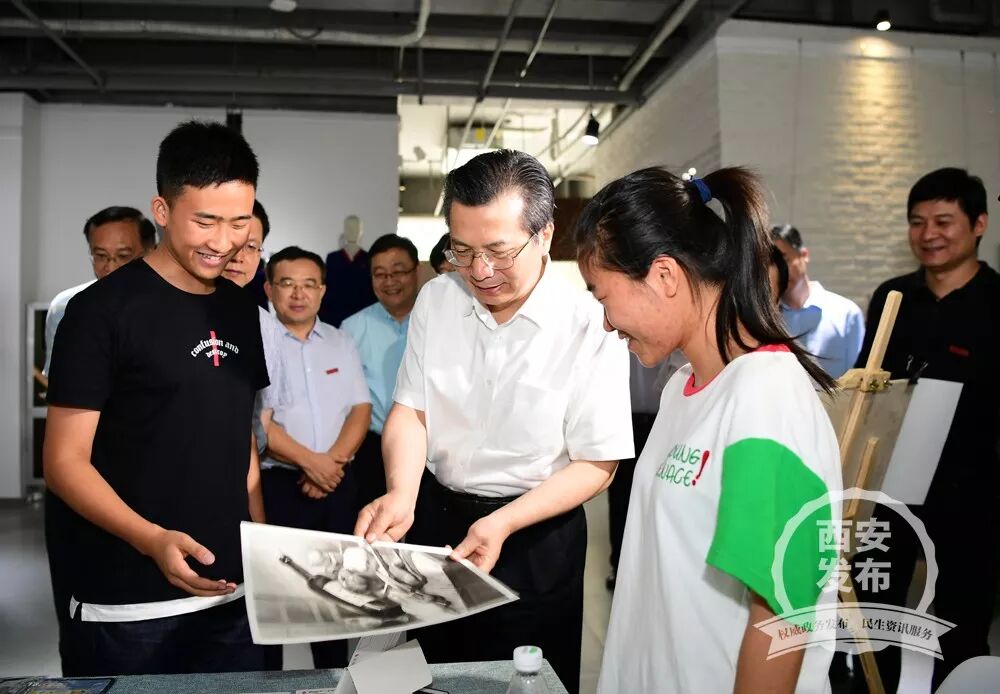 58创业网创业项目_大学生创业创业项目_服装租赁创业项目