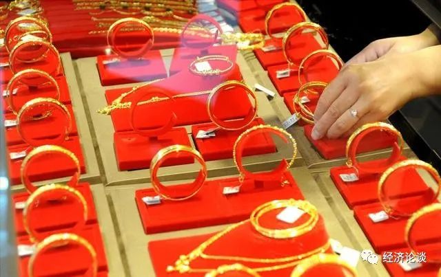 上涨金价卖金没人管怎么办_金价上涨却没人卖金_金价涨了卖合适还是留