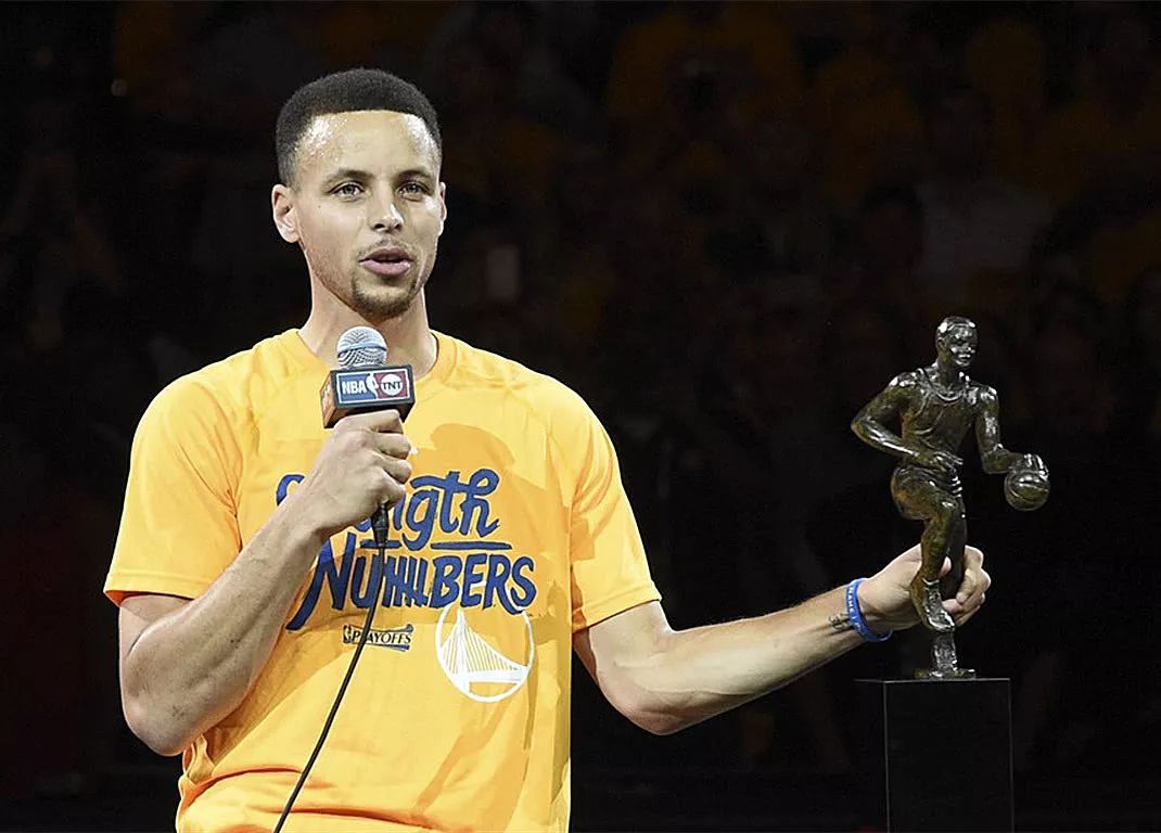 NBA最沒有爭議的5個MVP，09年詹姆斯上榜，第一實至名歸 運動 第4張