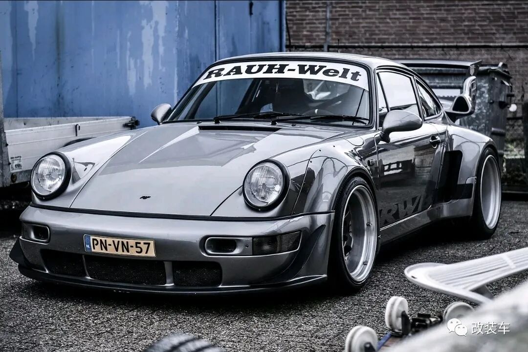 保时捷964油改电后还有灵魂?500马力超低续航的纯粹大玩具_影视聚合站