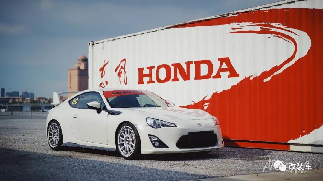 玩膩 本田超跑 後購入真跑車 福建車友將豐田86打造成超帥競技範 改裝車 微文庫