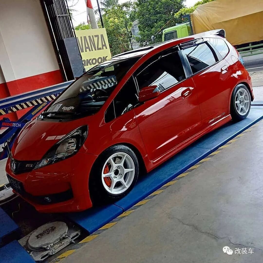 越开越新的神奇飞度ge8 难道车主会 返老孩童 术吗 改装车 微信公众号文章阅读 Wemp