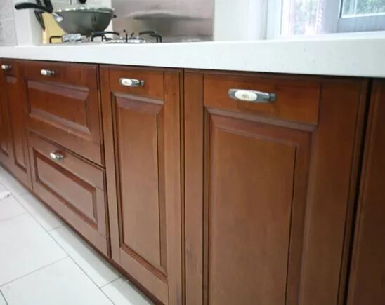 实木橱柜门开裂？快来看看原因和解决方法！