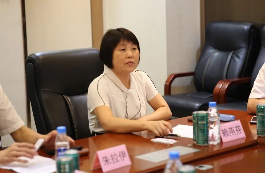 新闻报道江门市政府及卫生健康局到访新南方集团考察紫