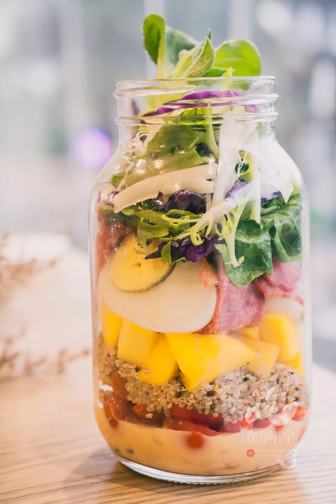 【靓嘢】新晋网红沙拉店,女神专宠!你要的春天都在这一罐里!