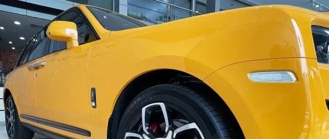 库里南BB版锻造黄，全国唯一，比普通版贵170万，车主都说值