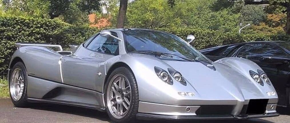 限量15台的帕加尼，常被嘲笑，丑到认不出，找不到人接手