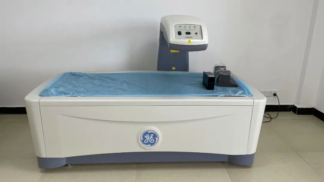 双能x骨密度检测仪为什么非得输入体重身高【医疗设备专题（八）】“双能X线全身骨密度检测仪”——骨质疏松患者的福音_https://www.jmylbn.com_新闻资讯_第2张