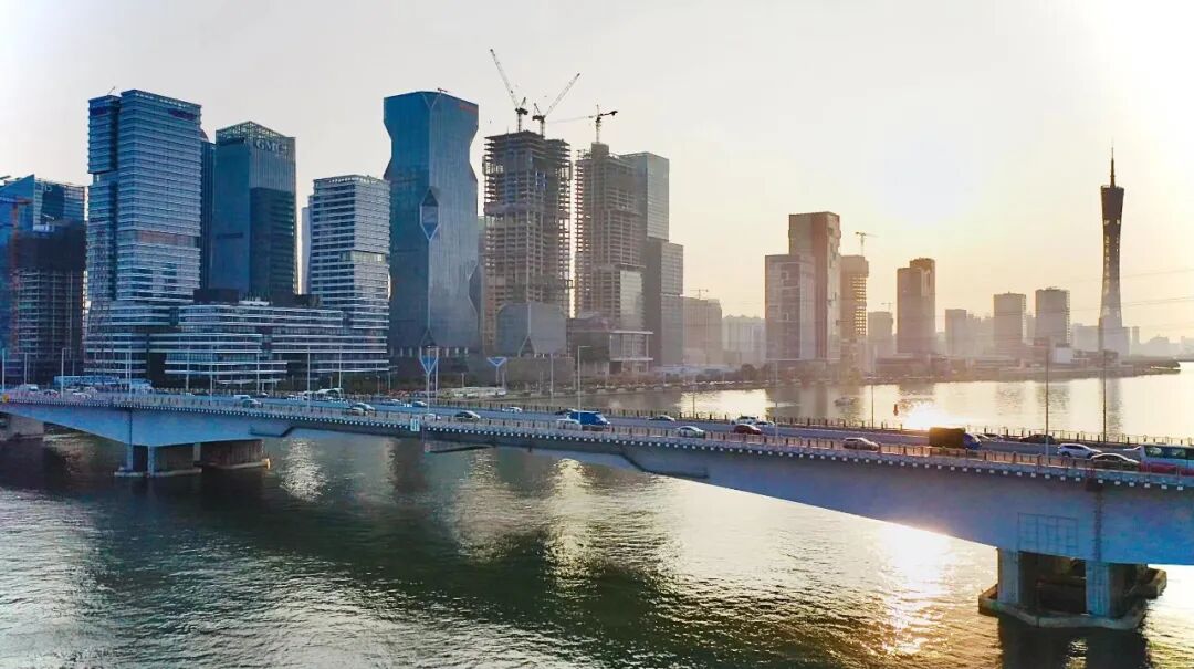 海珠招商保利海珠天珺在售建面约85-137㎡