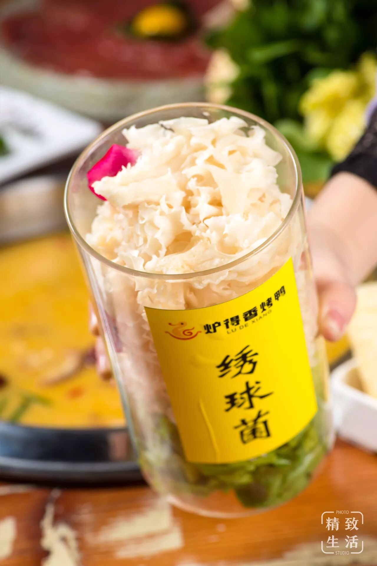 超级美颜的云南野生绣球菌