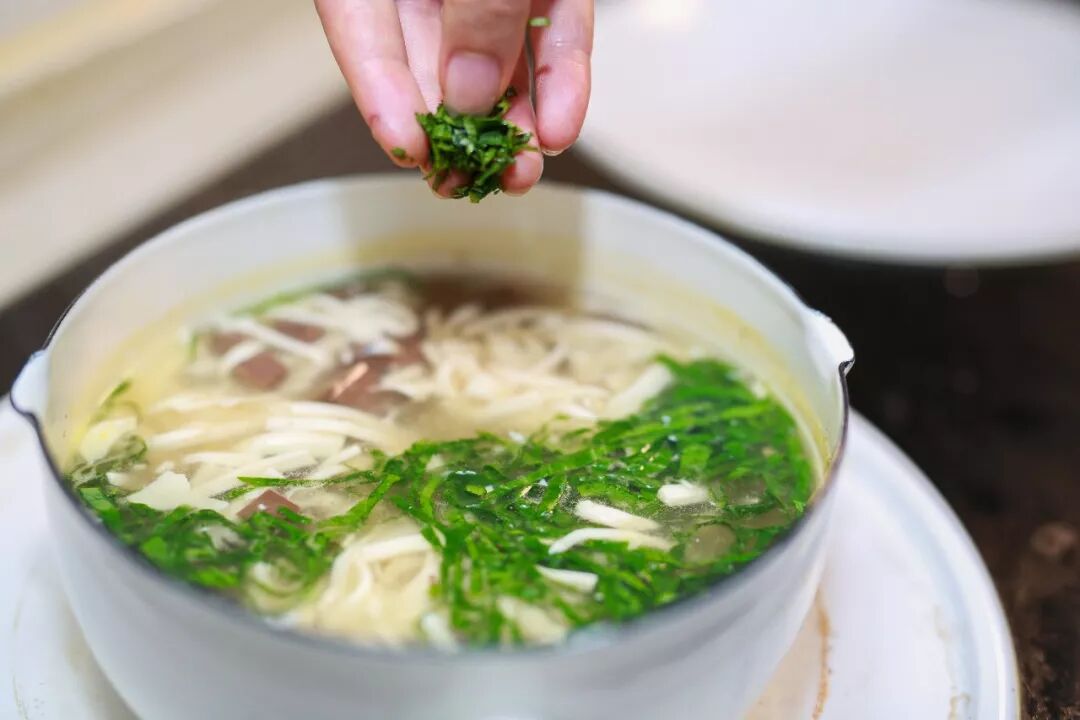 水淀粉怎么调_水汆丸子淀粉放多少_淀粉遇到碘水变蓝色