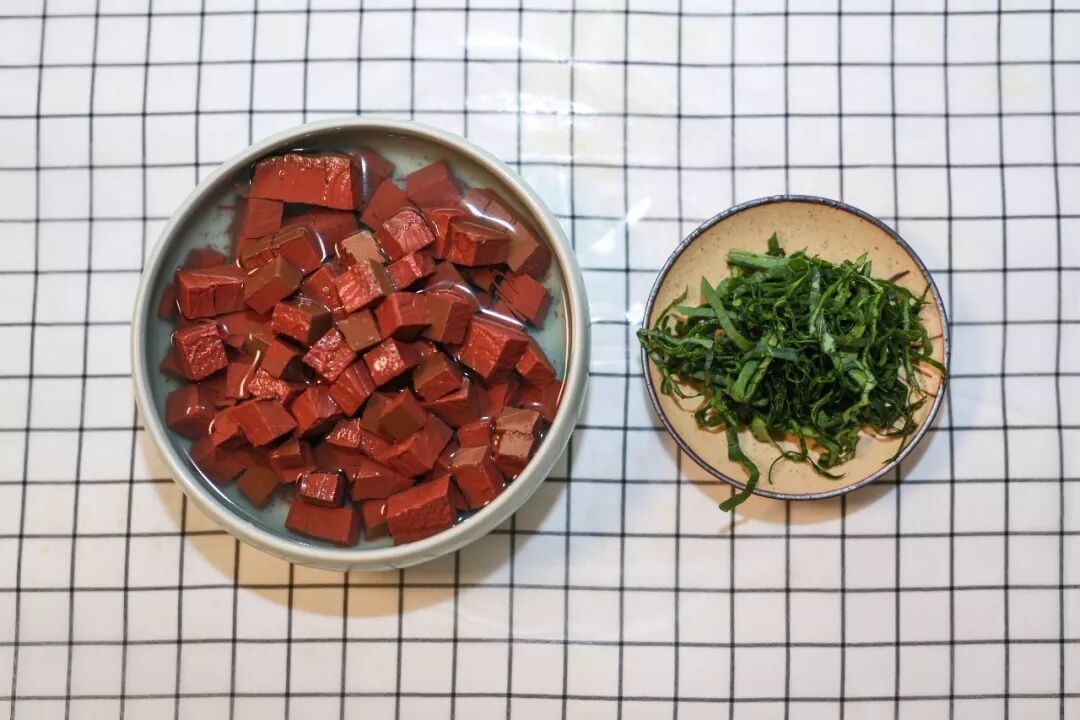 水淀粉怎么调_水汆丸子淀粉放多少_淀粉遇到碘水变蓝色