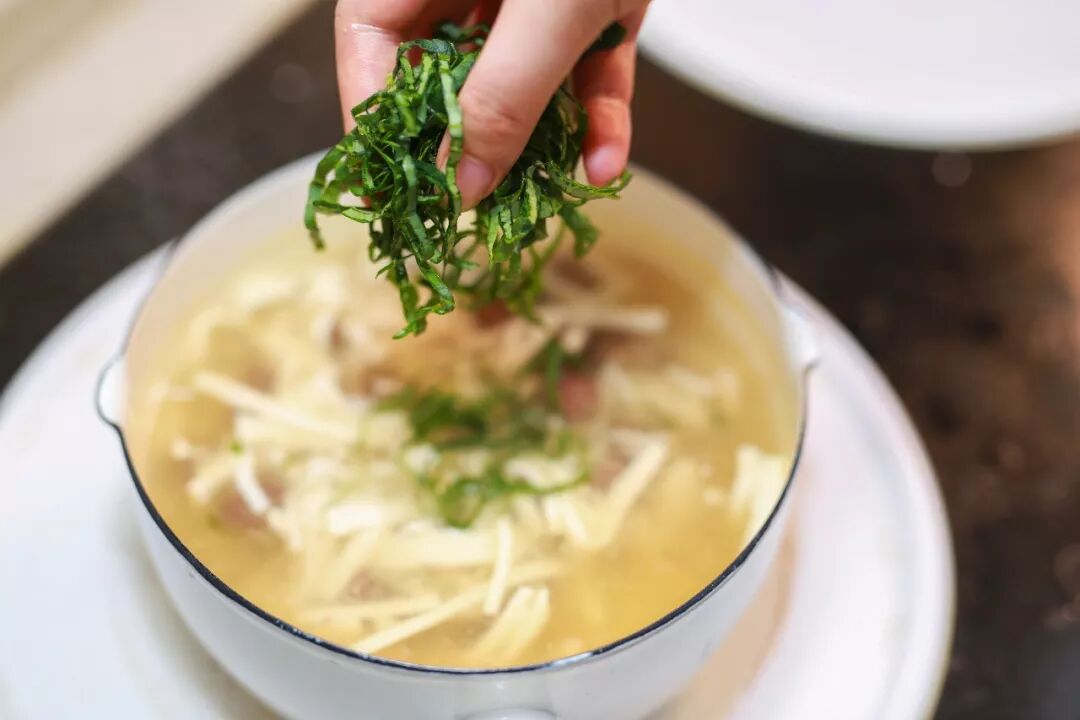 水汆丸子淀粉放多少_水淀粉怎么调_淀粉遇到碘水变蓝色