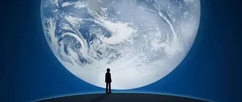 你知道微信页面上站着的人是谁吗？