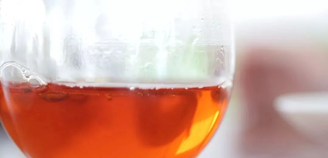 红茶“冷后浑”是怎么回事？