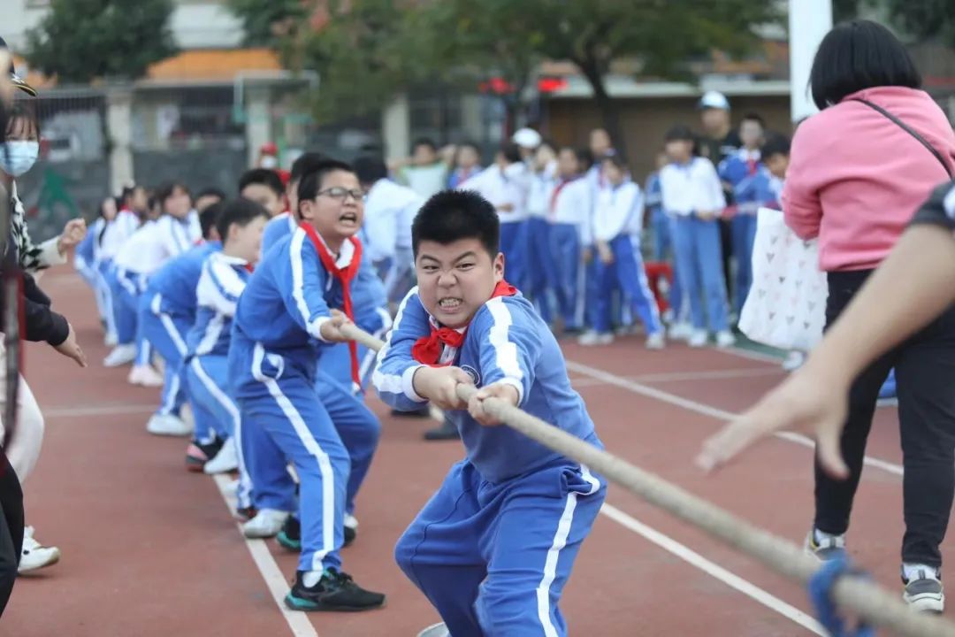 让学生爱上运动深圳龙华区体育有何妙招