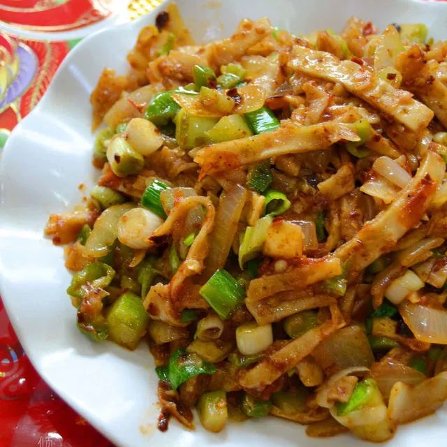 西北最低调的小城，藏着一个不输广州的早茶江湖！