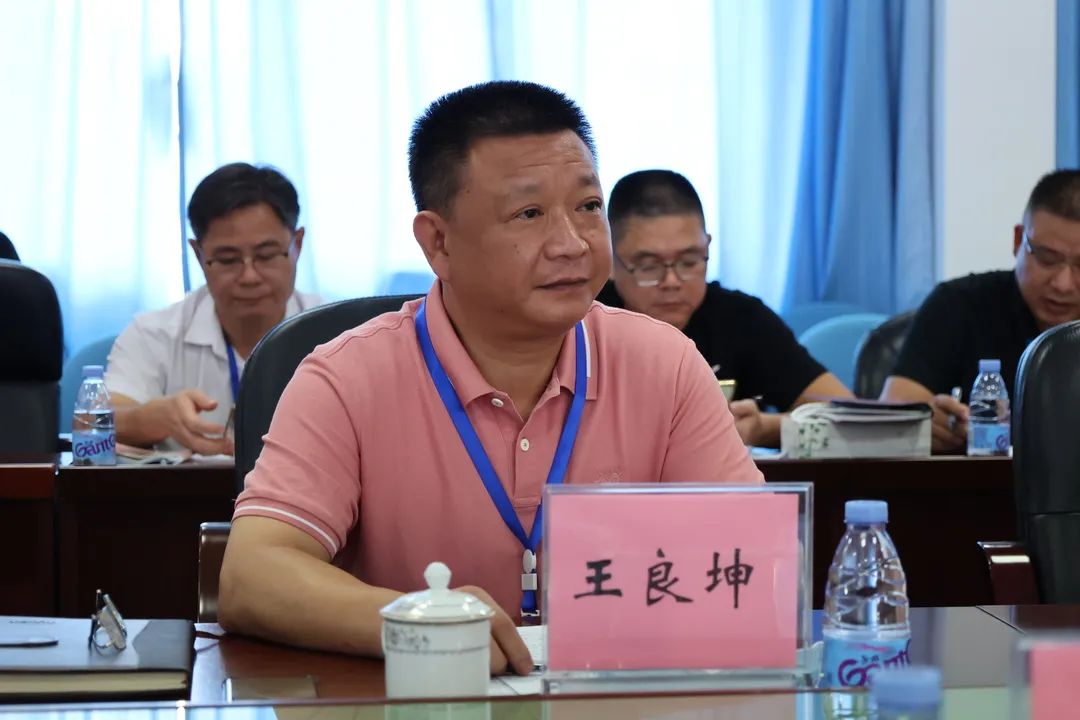 您当前所在位置:>首页>惠东县重点领域信息公开>医疗卫生机构信息公开