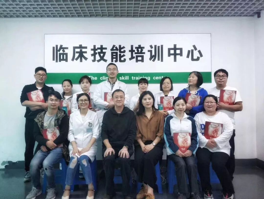 急诊科 关注 德阳市人民医院aha心肺复苏培训中心长期开通bls基础生命支持 Acls高级生命支持和heartsaver急救 员培训报名 德阳市人民医院 官网