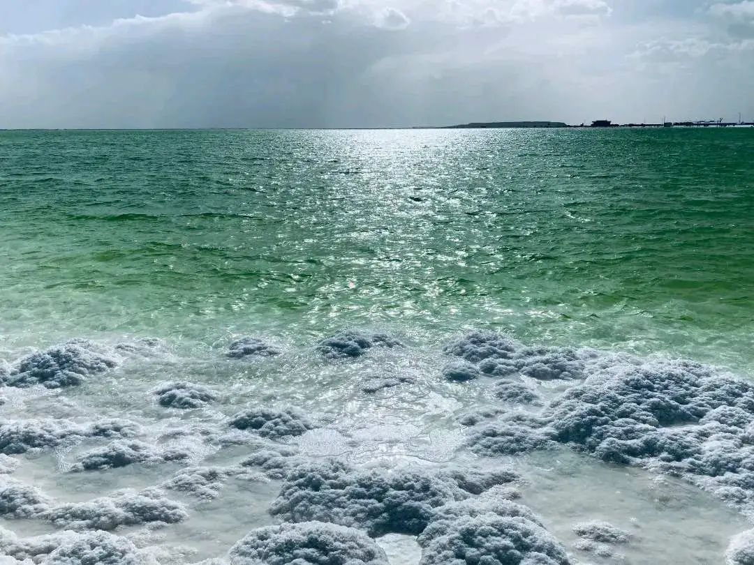 贝加尔湖是断层湖还是构造湖