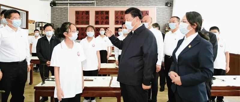 对我国人才事业发展规律性认识的深化，习近平总书记提出“八个坚持”