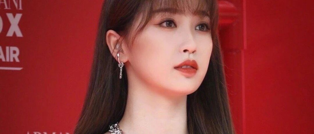 虞书欣王鸥全员格子出动，经典时髦还显气质，穿足整个秋冬都不腻