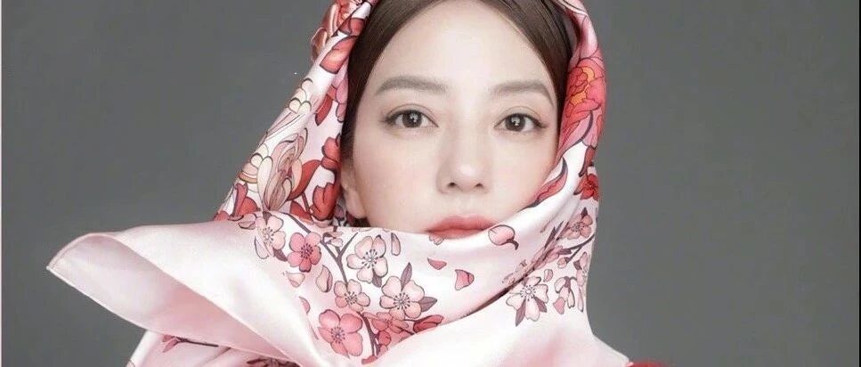 赵薇好身材终于展露出来！S曲线cos复古名伶，撞脸了baby