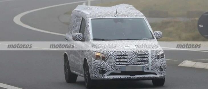 奔驰T级MPV最新谍照曝光 有望2021年底发布