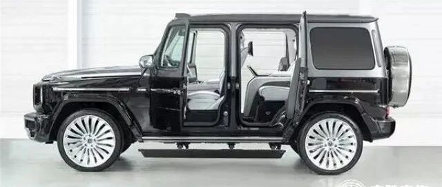 绝对惊艳想不到：2021款奔驰G级亮相！配对开门设计，提供2.0T引擎