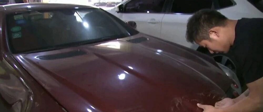 男子把奔驰跑车送去保养，被推荐做清洗积碳，半个月后跑车拉缸