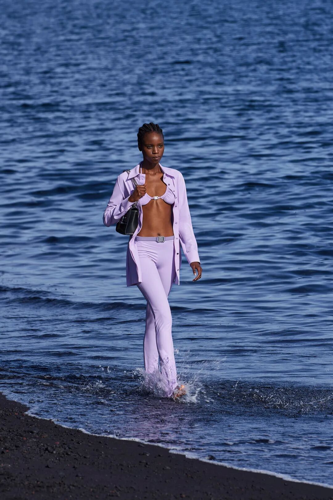 2022春夏流行色分析——浅淡粉蜡(图42)