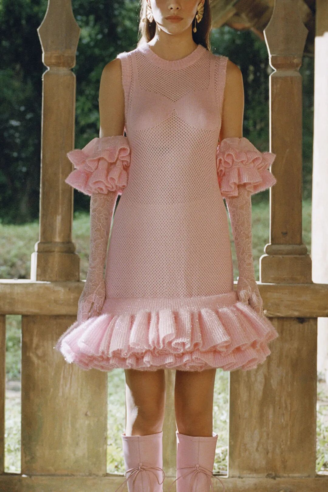 2022春夏流行色分析——浅淡粉蜡(图35)