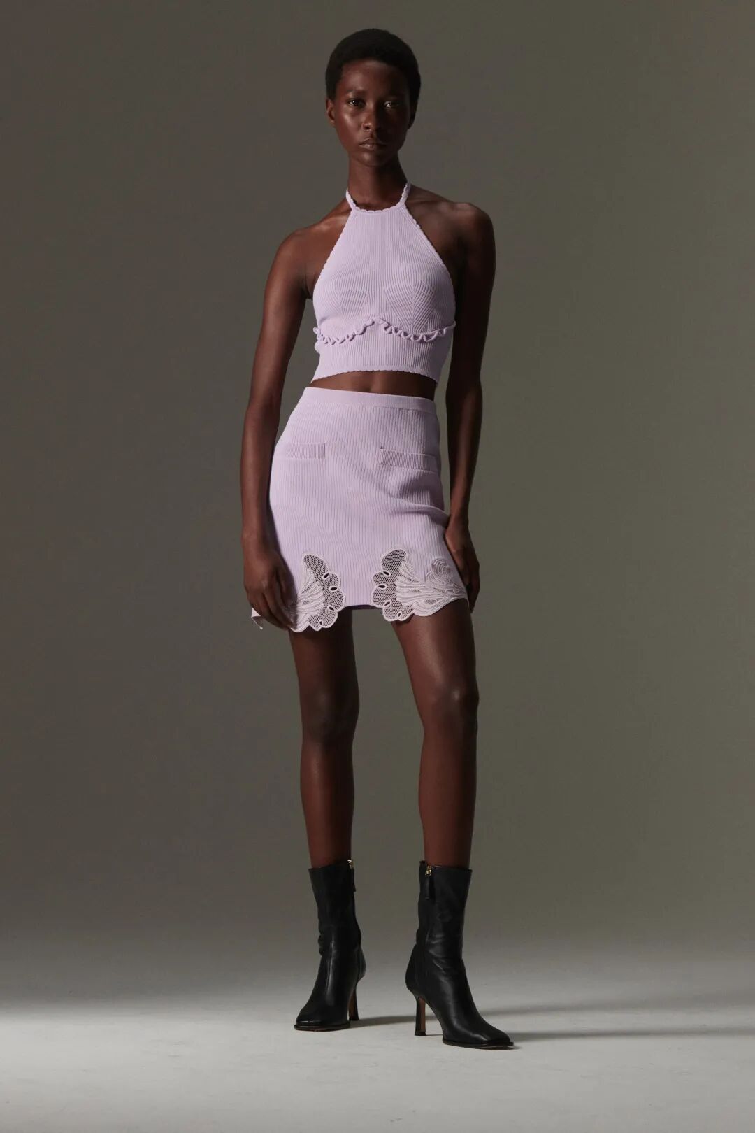 2022春夏流行色分析——浅淡粉蜡(图49)