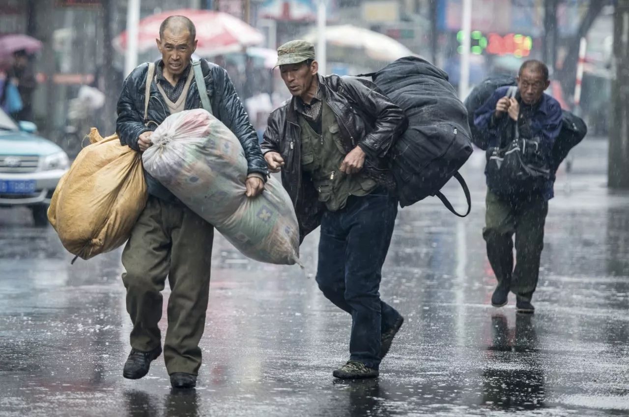 风雨兼程壁纸图片