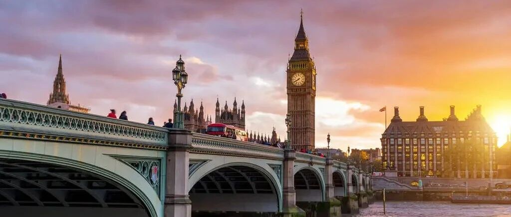 英国圣诞假期，准备去哪玩？英国留学生申请9大热门国家签证攻略已备好！