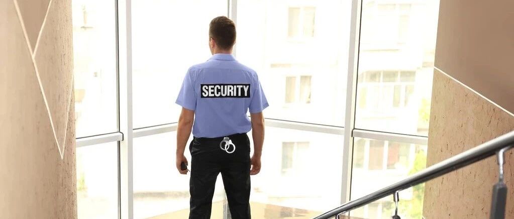 英国留学一定要去警局注册么？初次注册流程是什么，需要哪些材料？