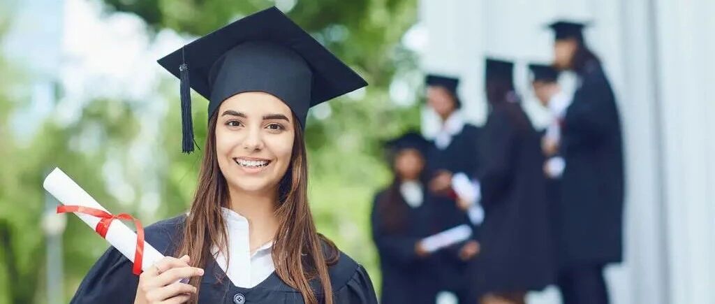 又涨啦！热门院校专业学费汇总！留学生学费最贵的10所英国大学是？
