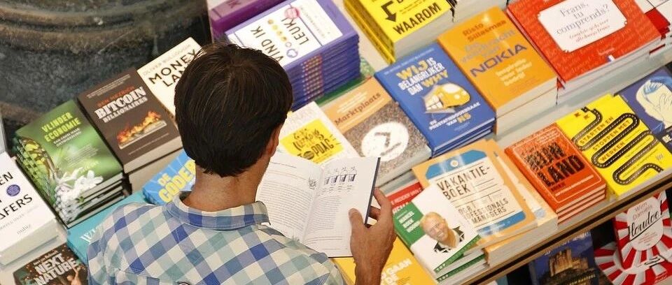 还在纠结国内考研 or 国外读研？这些英国名校排名第一的专业考虑一下？