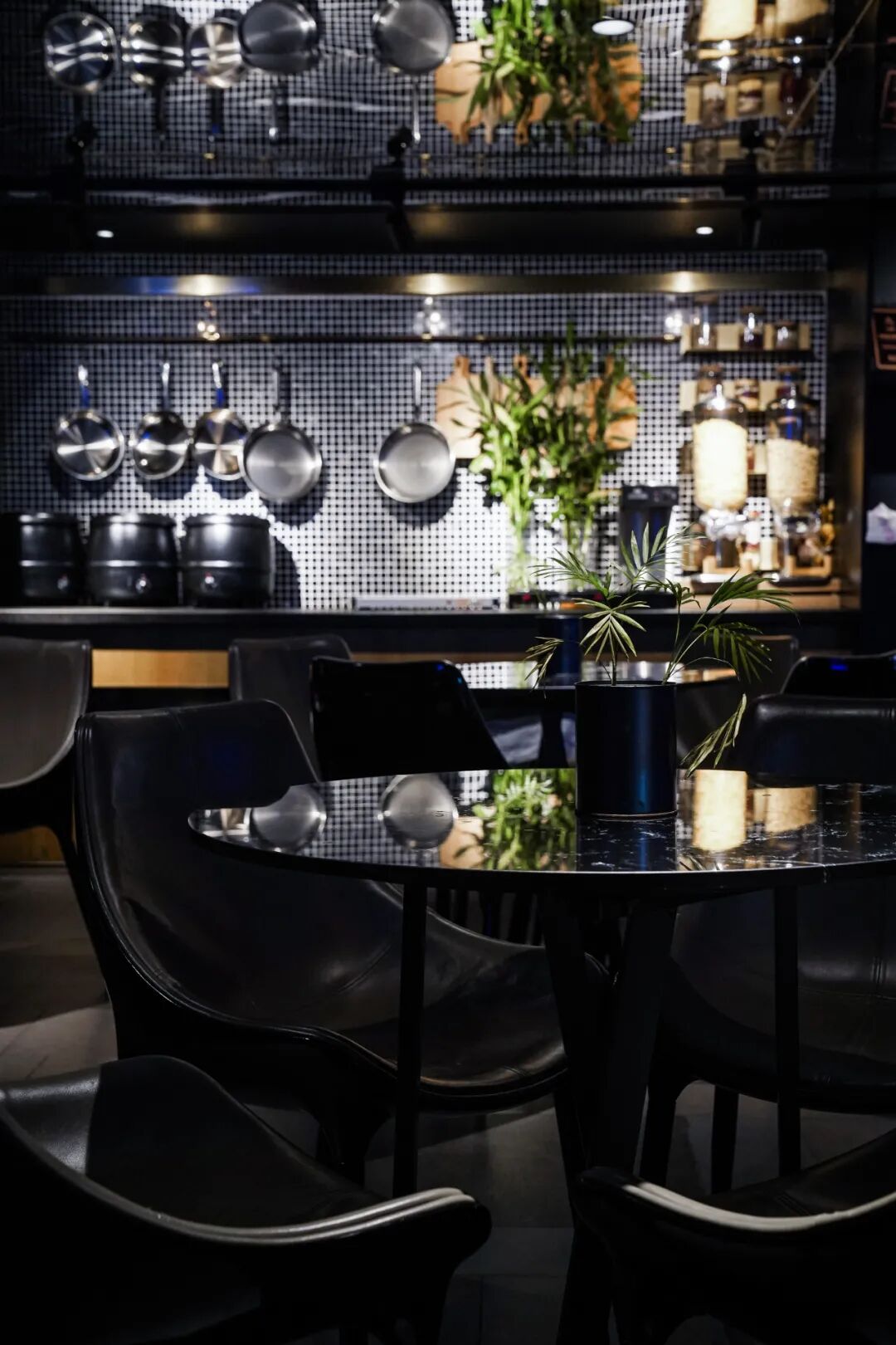 4.9�ۣ�����400�O���ڵꡱ������ֻ��������