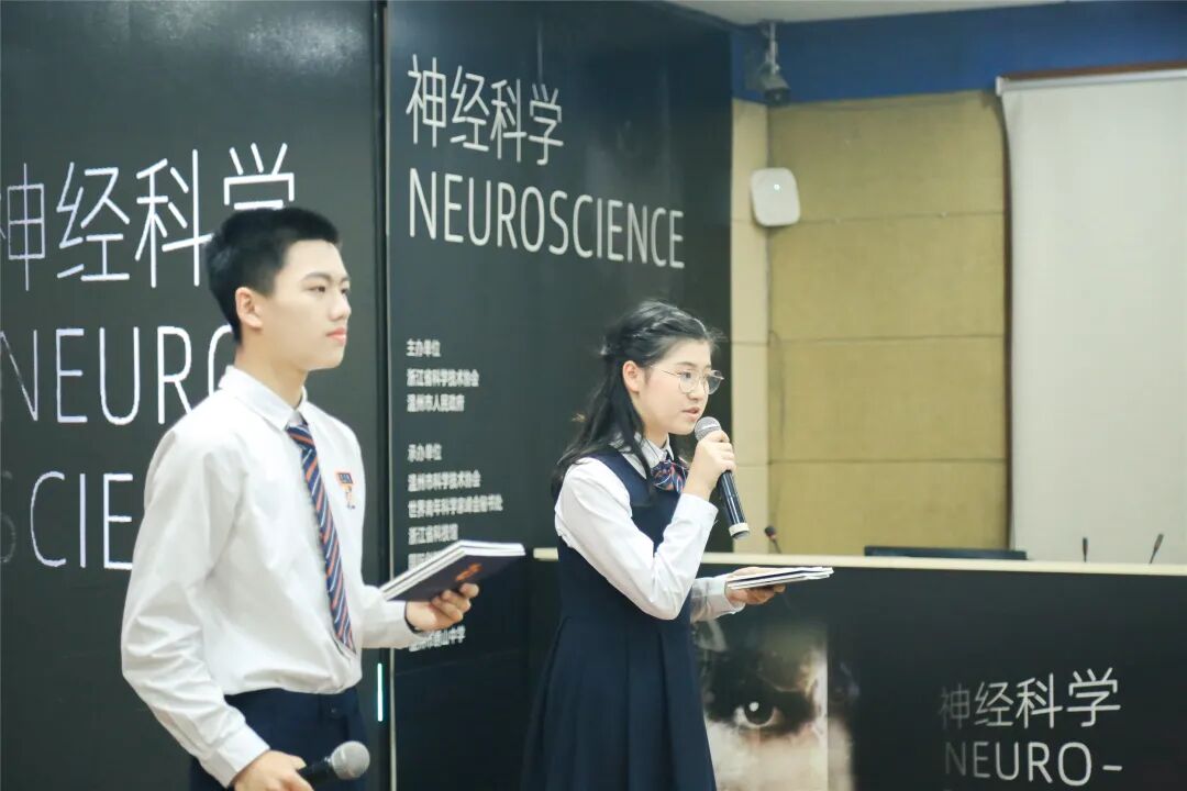 科学家家英语怎么读_科学家的英文_科学家英语