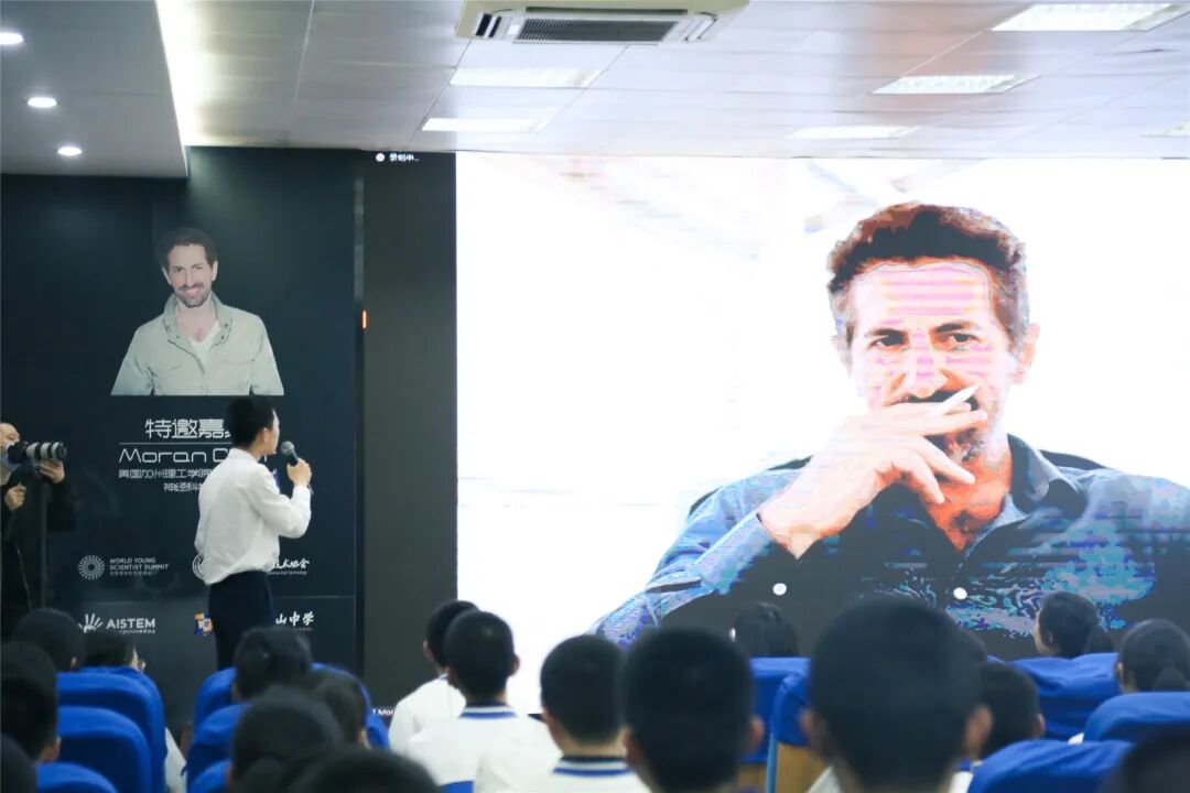 科学家英语_科学家家英语怎么读_科学家的英文