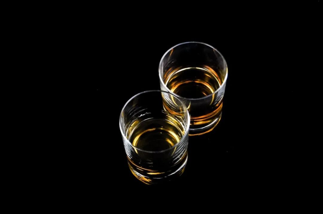 紅酒柜恒溫_家庭威士忌酒柜_威士忌恒溫酒柜