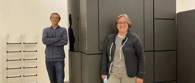 存在能阻断SARS-CoV-2附着进入细胞的药吗？超强混合抗体出现了！