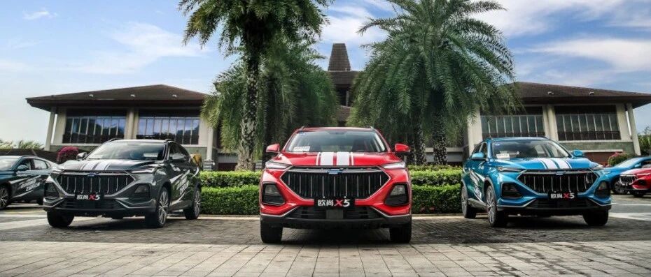 万宁试驾欧尚X5：能唱K能上赛道，预售不到7万起，还不够满足嘛？