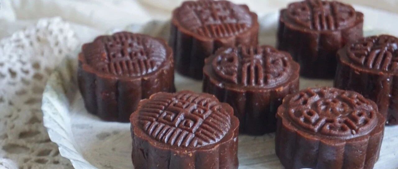 媲美星巴克的摩卡蓝莓乳酪月饼，店里300一盒，自己在家也能做