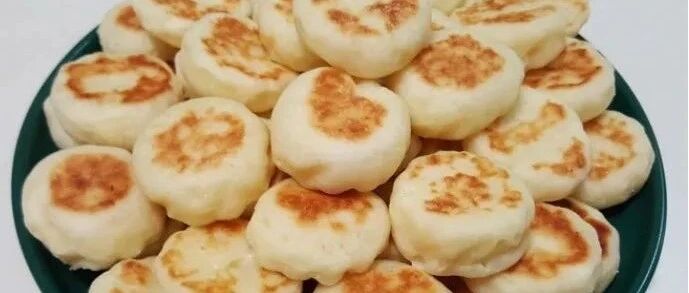 不用烤箱，不加一滴水！奶香山药小饼，香甜又松软好吃到停不下来